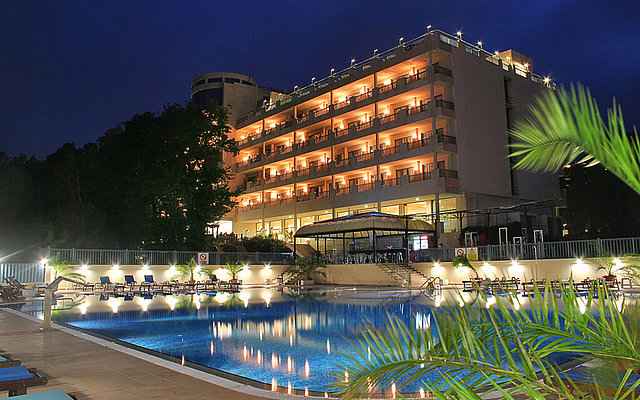 Hotel Sofia Goldstrand Poolansicht